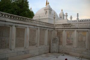 Aurangzeb's Tomb :