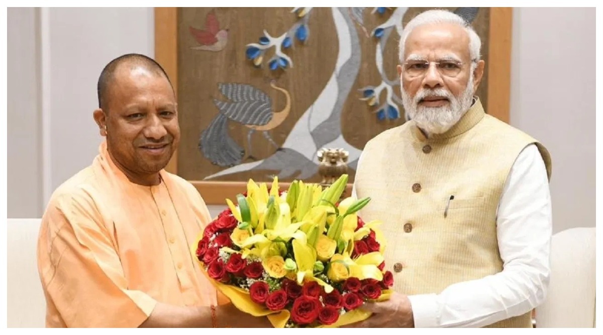 Photo of CM योगी और PM मोदी के बीच मुलाकात, कई मुद्दों पर हुई चर्चा