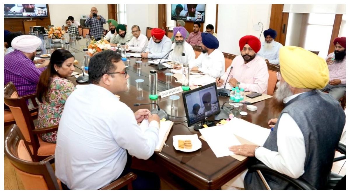 Photo of अगर कोई भी अवैध बीज बेचता पाया जाता है तो संबंधित मुख्य कृषि अधिकारी जिम्मेदार होगा : कृषि मंत्री