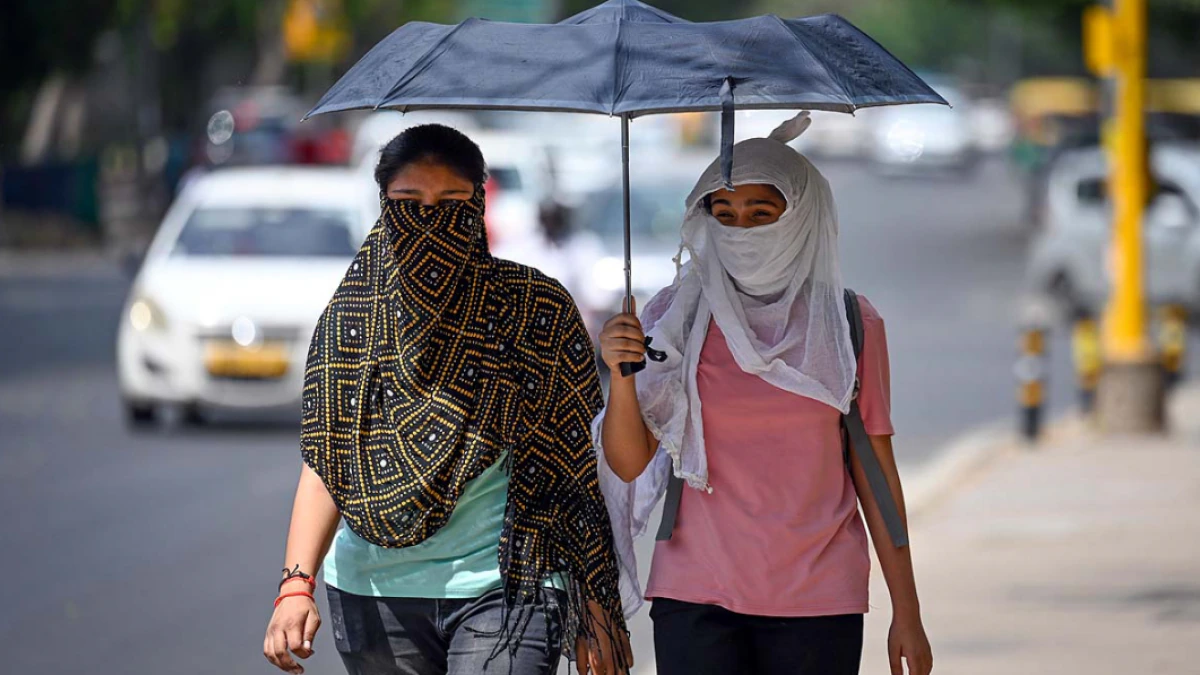Photo of दिल्ली-NCR में तेज हवाओं के साथ पड़ेगी झुलसाने वाली गर्मी, जानें IMD का ताजा अपडेट