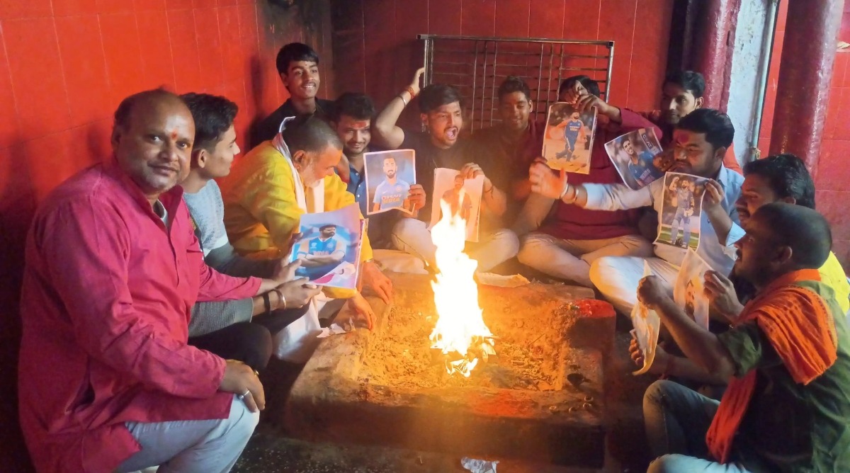 Photo of करोड़ों लोगों की दुआएं नहीं जाएंगी बेकार! टीम इंडिया की जीत के लिए देश भर में किया जा रहा हवन पूजन