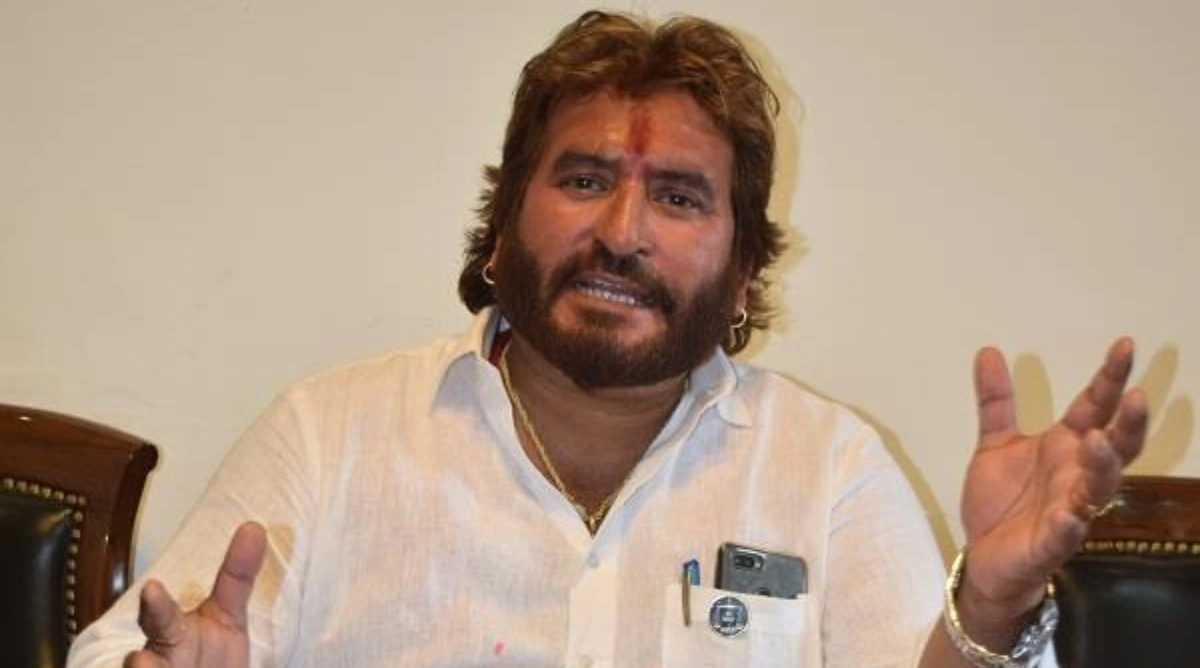 Photo of कानून बनाकर सफाई कर्मचारियों के लिए ठेकेदारी प्रथा पर रोक लगाएं, ग्रेवाल ने भारत के राष्ट्रपति से आग्रह किया