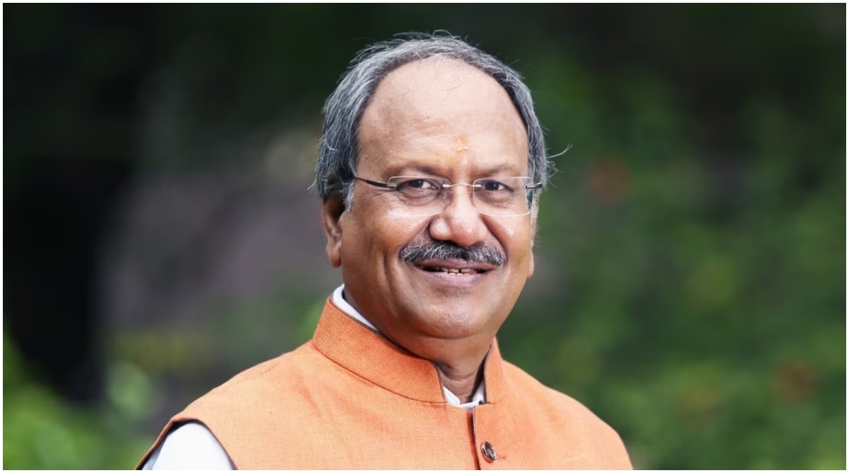 Photo of लोकसभा में गूंजा छत्तीसगढ़ की खदानों का मुद्दा, रायपुर सांसद बृजमोहन अग्रवाल ने की रिक्लेमेशन की मांग