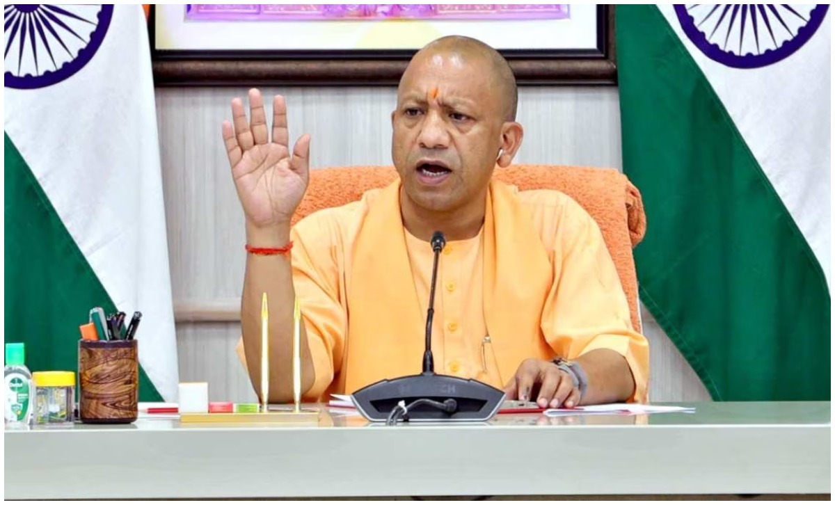Photo of चैत्र नवरात्र और श्रीरामनवमी के सकुशल आयोजन को लेकर सीएम योगी ने की समीक्षा बैठक