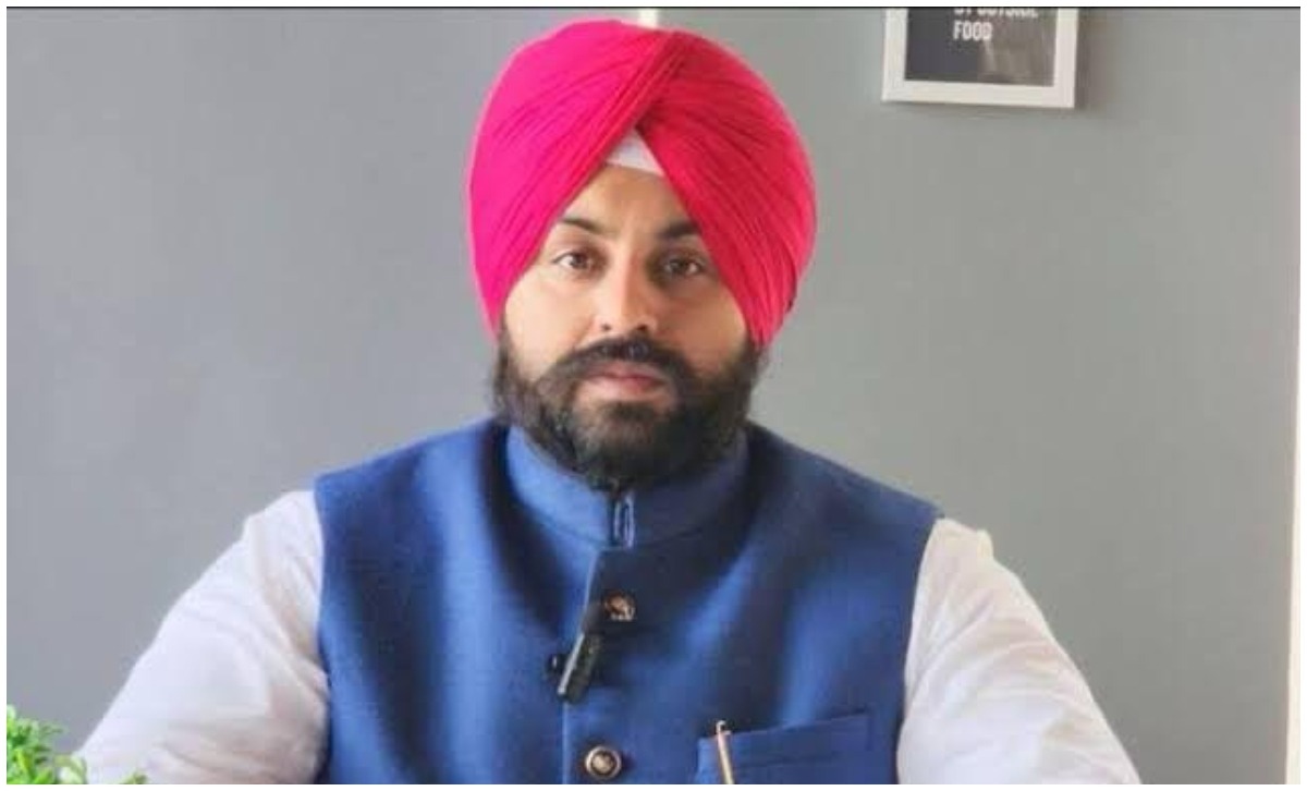 Photo of पी.टी.एम. ने लिखी सफलता की नई इबारत, 20 लाख से अधिक माता-पिता हुए शामिल : पंजाब के शिक्षा मंत्री हरजोत बैंस