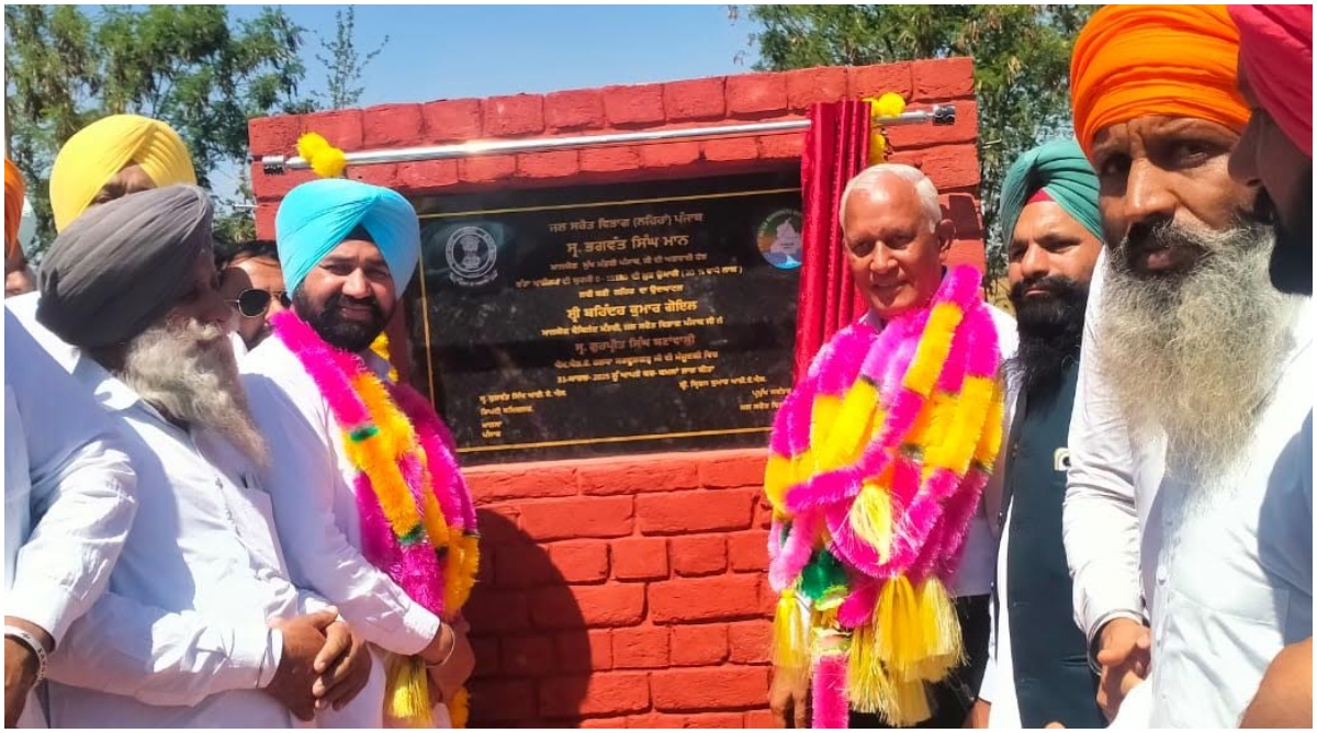 Photo of जल स्रोत मंत्री बरिंदर कुमार गोयल ने सरदूलगढ़ हलके में बने चार माइनरों और पुल का किया उद्घाटन