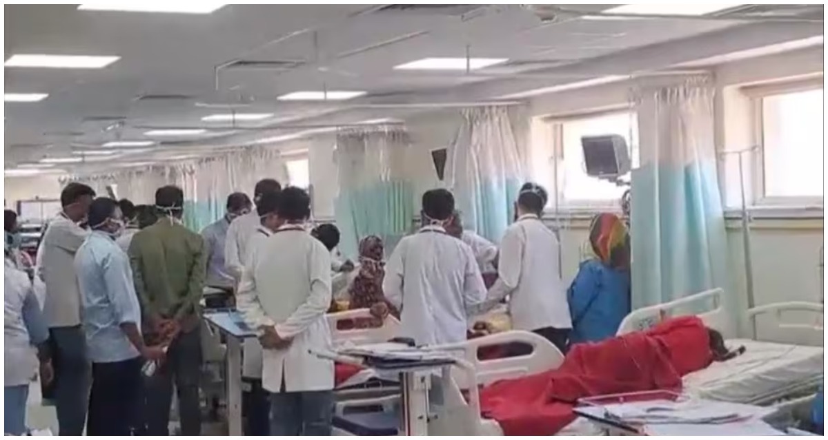 Photo of ब्यावर के केमिकल फैक्ट्री में गैस रिसाव, मालिक समेत तीन की मौत, 50 लोग अस्पताल में भर्ती