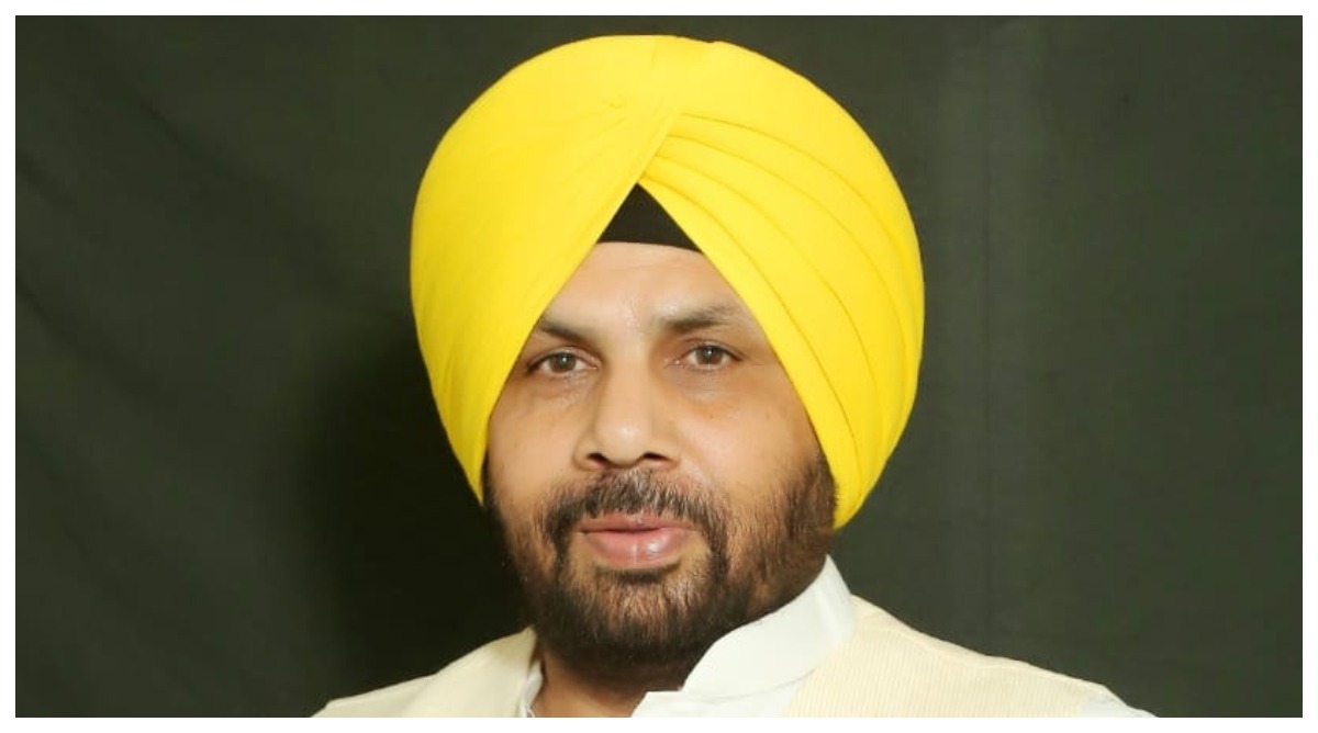 Minister Harbhajan Singh ETO
