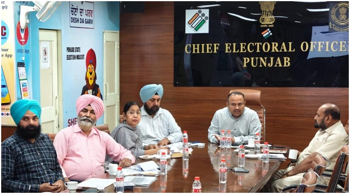 Photo of मुख्य निर्वाचन अधिकारी सिबिन सी ने लुधियाना पश्चिम उपचुनाव से पहले राजनीतिक दलों के साथ की बैठक