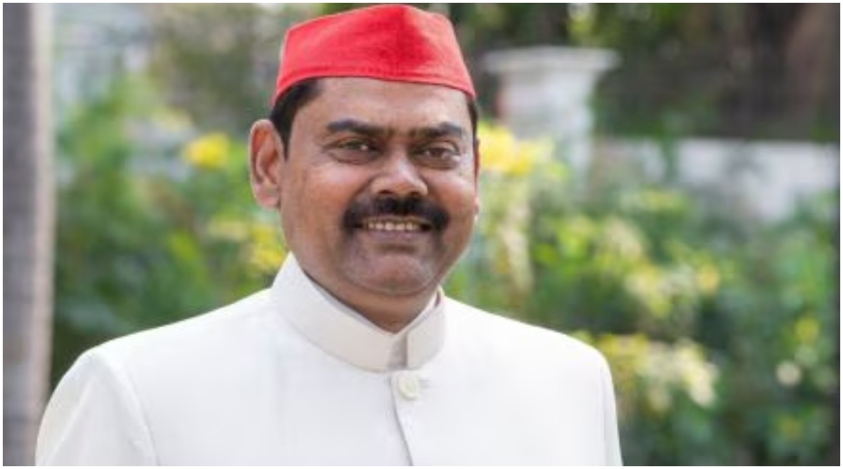 Photo of “हमारे देवी-देवताओं में कुछ न कुछ तो कमी थी, वे ताकतवर नहीं थे…” सपा विधायक इंद्रजीत सरोज का फिर आया विवादित बयान