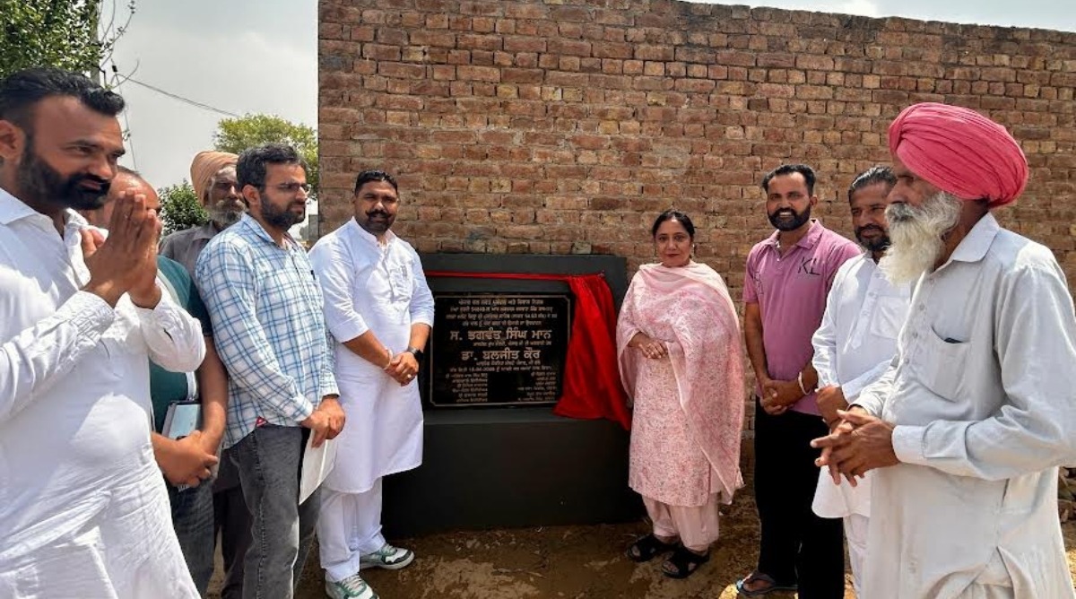 Photo of कैबिनेट मंत्री डॉ. बलजीत कौर ने लगभग 4.80 करोड़ रुपए की लागत से दोबारा तैयार किए जाने वाले पक्के खालों का उद्घाटन किया
