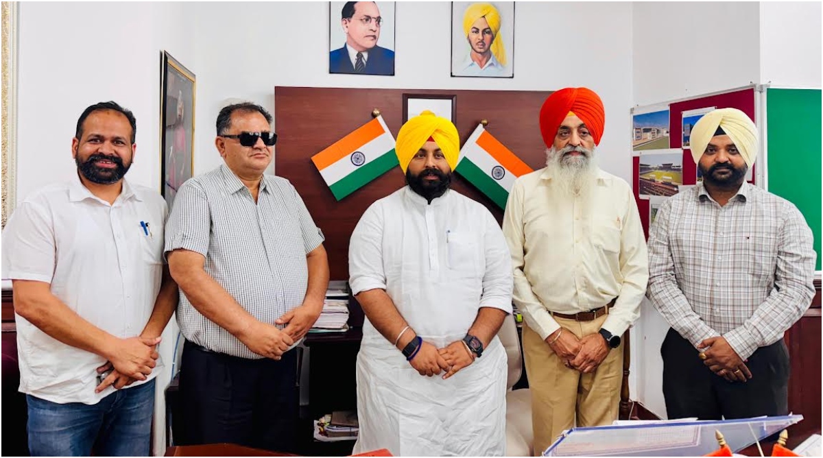 Photo of जनसंपर्क विभाग में पदोन्नति, दो अधिकारियों को संयुक्त निदेशक, छह को उप निदेशक के रूप में पदोन्नत किया गया
