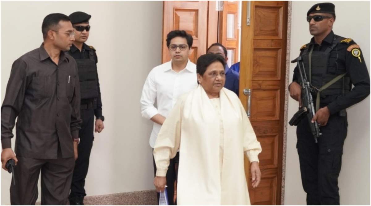 Photo of बसपा प्रमुख मायावती का बड़ा ऐलान, आकाश आनंद को बनाया चीफ नेशनल कोऑर्डिनेटर, स्टार प्रचारक की भी दी जिम्मेदारी