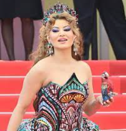 Urvashi Rautela Cannes Look :