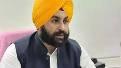 Photo of पंजाब सरकार सरकारी स्कूलों के विद्यार्थियों को निजी स्कूलों के विद्यार्थियों के बराबर अवसर प्रदान करने के लिए प्रतिबद्ध : शिक्षा मंत्री हरजोत सिंह बैंस