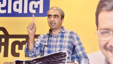 Photo of दिल्ली में बर्बादी की बारिश! झुग्गियां उजाड़ी, पानी-बिजली गायब – अनुराग ढांडा का बीजेपी पर बड़ा हमला