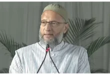 Photo of जेल में रहते हुए भी आतंकवादी लखवी बन गया था पिता, ओवैसी ने अल्जीरिया में पाकिस्तान की खोली पोल
