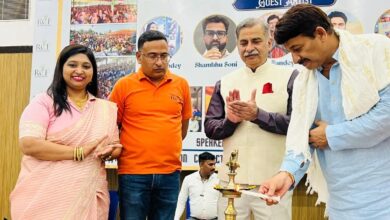 Photo of दिल्ली में रूट केयर फाउंडेशन का धमाकेदार जश्न! मनोज तिवारी से लेकर एम्स डॉक्टर्स तक सब हुए शामिल