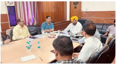 Photo of लोक निर्माण मंत्री हरभजन सिंह ई. टी. ओ. ने अधिकारियों को विदेश स्टडी टूर पर भेजने के लिए प्रस्ताव तैयार करने के दिए निर्देश
