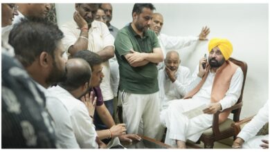 Photo of CM भगवंत सिंह मान ने समाना पहुंचकर पीड़ित परिवारों के साथ किया दुख साझा, सड़क हादसे में गई थी जान
