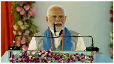 Photo of ‘पंजे और लालटेन के शिकंजे ने पलायन का प्रतीक बना दिया था’, बिहार में बोले PM मोदी
