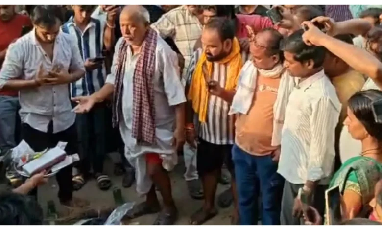 Maharajganj News :