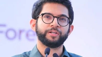 Photo of आदित्य ठाकरे ने सरकार की दखलअंदाजी पर उठाए सवाल, कहा- त्योहारों में रोक लगाने की बजाय किसानों और आतंकवाद पर हो ध्यान