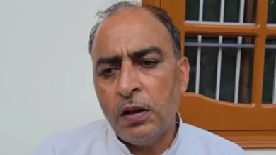Photo of शहीद विनय नरवाल के पिता ने सुरक्षाबलों की बहादुरी की सराहना, तीन आतंकवादी मारे गए
