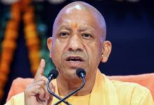 Photo of बिजली कटौती और ओवरबिलिंग पर CM योगी का बड़ा एक्शन! अब नहीं चलेगी लापरवाही, अफसरों को दी सख्त चेतावनी