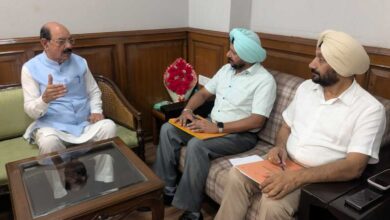 Photo of कैबिनेट मंत्री मोहिंद्र भगत ने पूर्व सैनिकों के लिए रोजगार और कल्याण बढ़ाने के लिए उठाए कदम