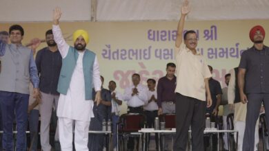 Photo of डेडियापाड़ा में केजरीवाल और भगवंत मान की जनसभा, बोले – अब गुजरात से भाजपा की विदाई तय