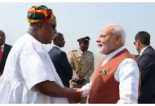 Photo of घाना के राष्ट्रपति महामा ने PM मोदी का किया स्वागत, गार्ड ऑफ ऑनर के साथ दी गई 21 तोपों की सलामी
