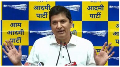 Photo of सरकार ने सड़कों के गड्ढे भरने का सिर्फ दिखावा किया,  बड़े गड्ढों को छोड़ दिया : AAP दिल्ली के प्रदेश अध्यक्ष सौरभ भारद्वाज