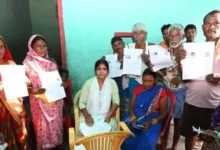 Photo of बिहार में वोटर फॉर्म जमा करने की आज अंतिम तारीख, 7 लाख वोटर्स का इंतजार कर रहा है चुनाव आयोग