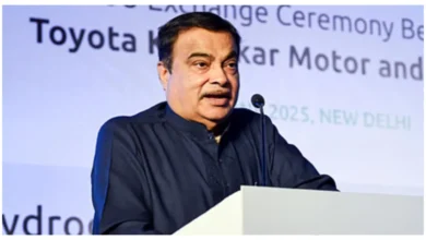 Photo of देश में बढ़ती आर्थिक असमानता पर नितिन गडकरी की चिंता, बोले-धन कुछ हाथों में सिमट रहा, गरीबों की संख्या…