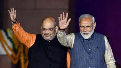 Photo of डॉक्टर नहीं देवता हैं ये लोग! पीएम मोदी ने डॉक्टरों को बताया ‘मानवता के रक्षक’, जानिए किस नेता ने क्या कहा