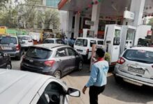 Photo of दिल्ली में 15 साल पुरानी गाड़ियों पर बैन: अब नहीं मिलेगा पेट्रोल-डीजल, जुर्माना और जब्ती का खतरा!