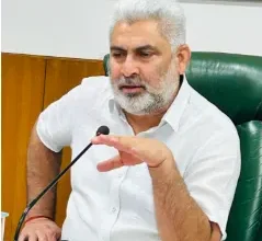 Photo of मंत्री लाल चंद कटारूचक्क द्वारा ई-केवाईसी प्रक्रिया को पूरा करने के लिए डीएफएससीज को जंगी स्तर पर काम करने के निर्देश