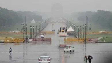 Photo of दिल्ली-NCR में झमाझम बारिश से गर्मी से राहत, तापमान में गिरावट और मौसम हुआ सुहावना