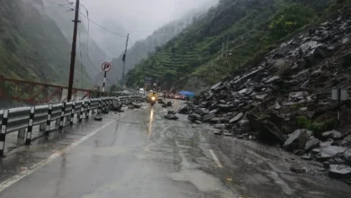 Photo of मणिमहेश यात्रा में परेशानी, खराब मौसम और टूटे रास्तों से बढ़ी मुश्किल, 7 की मौत, कई लापता