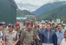 Photo of आपदा के बीच भाईचारे की मिसाल: जब एक बहन ने मुख्यमंत्री धामी को बांधी राखी