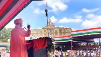 Photo of स्वतंत्रता दिवस पर CM योगी आदित्यनाथ ने दी शुभकामनाएं, ‘विकसित उत्तर प्रदेश’ का खाका किया प्रस्तुत