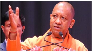 Photo of वर्तमान की चुनौतियों का सामना करने के लिए साइबर मुख्यालय बनाने की दिशा में कार्य कर रहे : CM योगी
