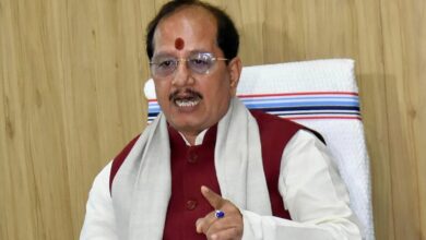 Photo of एक नेता, दो पहचान: वोटर लिस्ट के खेल में फंस गए डिप्टी CM विजय कुमार सिन्हा
