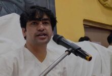 Photo of धर्म में नहीं विवाद, चाहिए संवाद: धीरेंद्र शास्त्री की संतों को लेकर अपील
