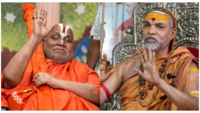 Photo of प्रेमानंद महाराज पर रामभद्राचार्य की टिप्पणी से शुरू हुई बहस, ‘स्वामी अविमुक्तेश्वरानंद ने दिया…’