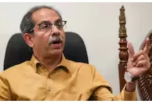 Photo of “उद्धव ठाकरे ने SC से जल्द सुनवाई की मांग की, कहा- अगर न्याय नहीं मिला तो लोकतंत्र …”