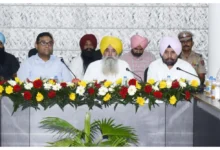 Photo of पंजाब के कृषि मंत्री गुरमीत सिंह खुड्डियां ने वीडियो कॉन्फ्रेंस से बाढ़ प्रभावित जिलों की समीक्षा की