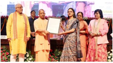 Photo of CM योगी ने मिशन रोजगार के अन्तर्गत बांटे नियुक्ति पत्र, बोले – ‘राष्ट्र निर्माण में सहभागी बनाना प्रत्येक कल्याणकारी सरकार की जिम्मेदारी’
