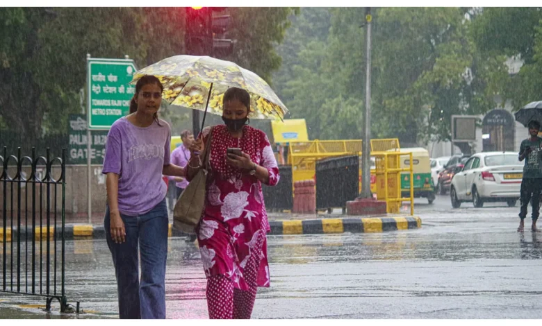 Delhi Rain :